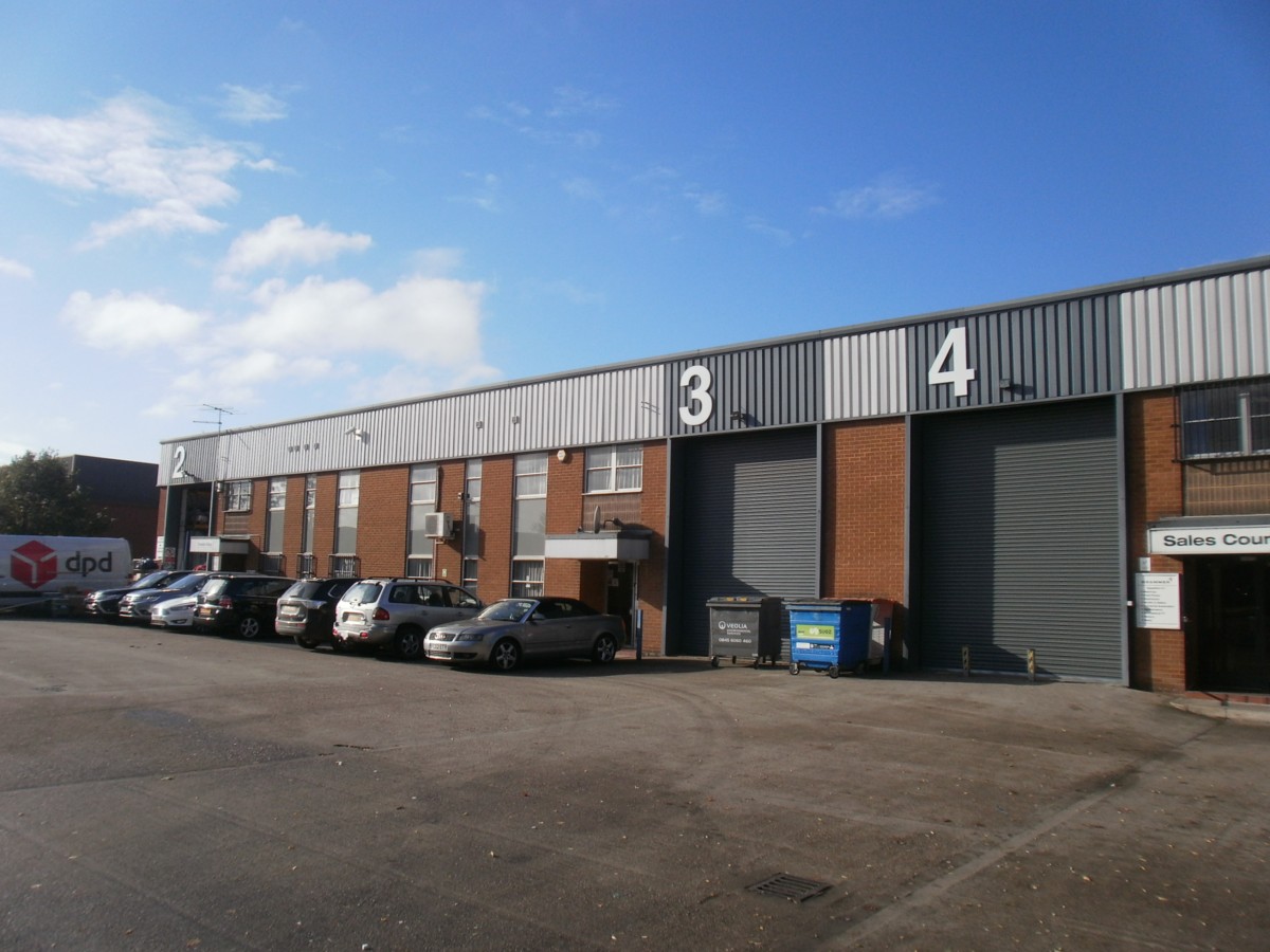 TRENTSIDE FIXINGS SPREAD THEIR WINGS AT FINCH CLOSE FHP FHP