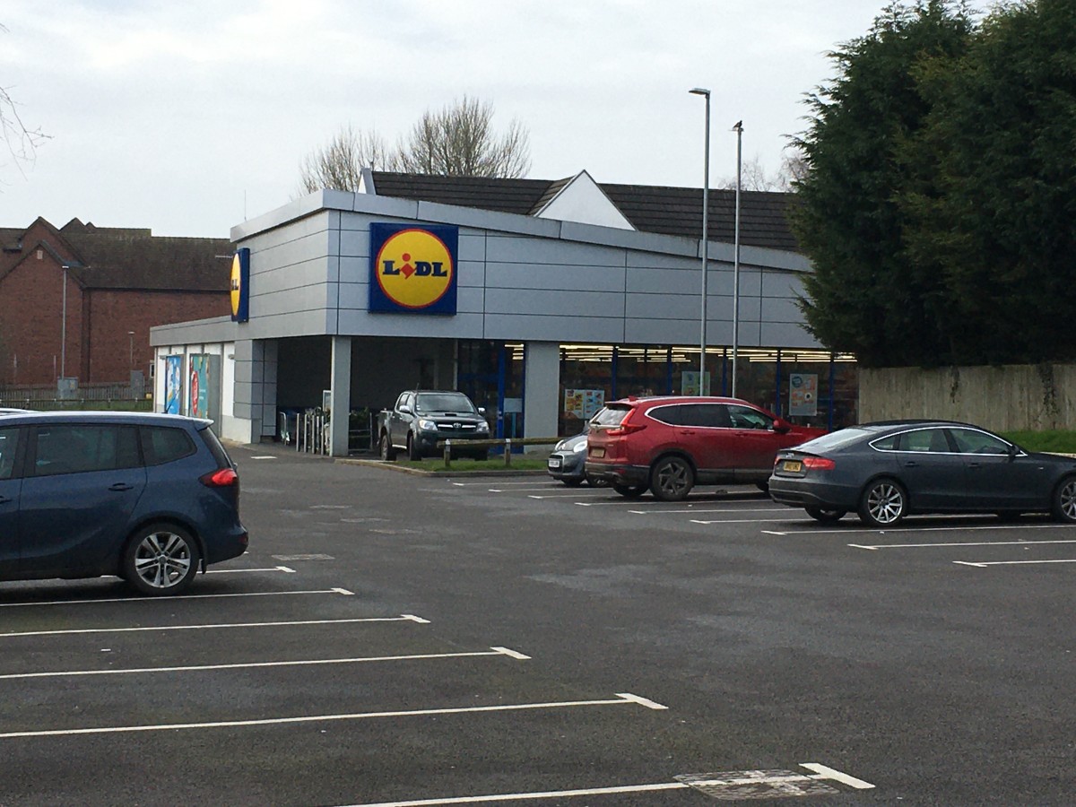 PROMINENT RETAIL UNIT SOLD IN UTTOXETER FHP FHP