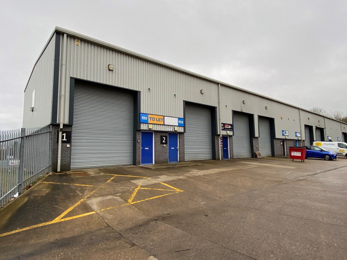 OPPORTUNITY TO LET 747FT2 ENDTERRACED WAREHOUSE UNIT ON A POPULAR