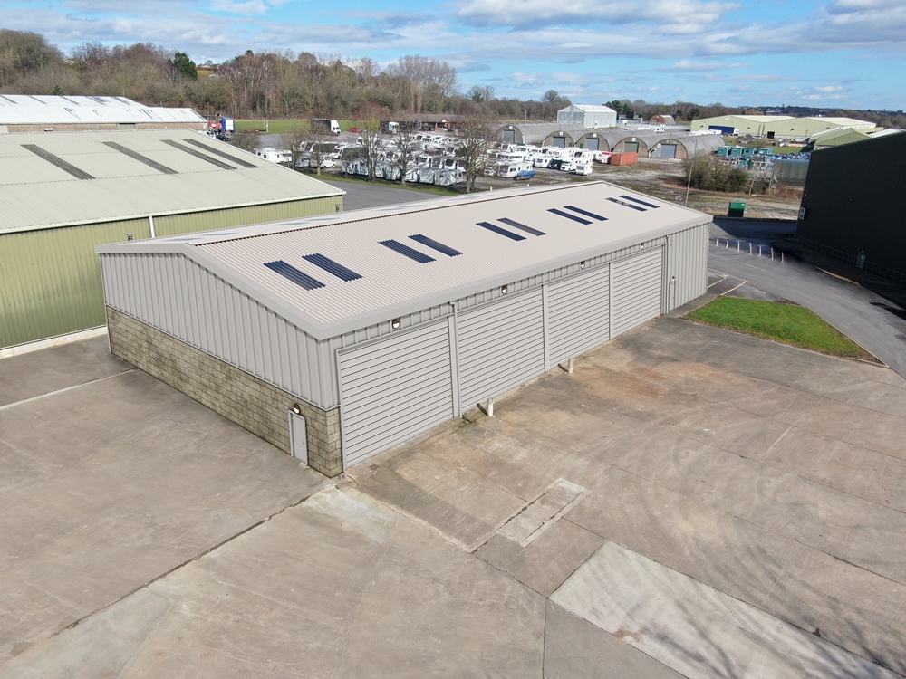 WAREHOUSE UNIT WITH YARD AVAILABLE TO LET AT WEST HALLAM INDUSTRIAL ESTATE FHP FHP